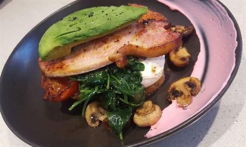 Farro Nourishing Eatery - Restaurant Guide 8
