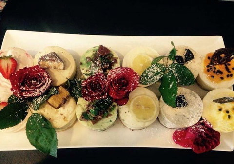 Quorum Restaurant - Restaurant Guide 9