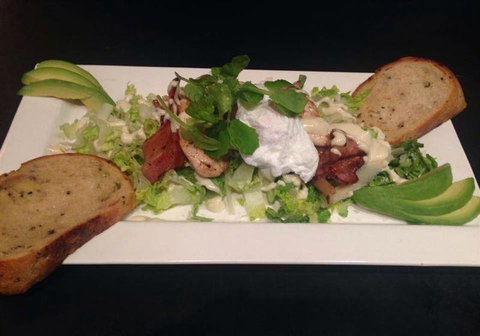 Quorum Restaurant - Restaurant Guide 16