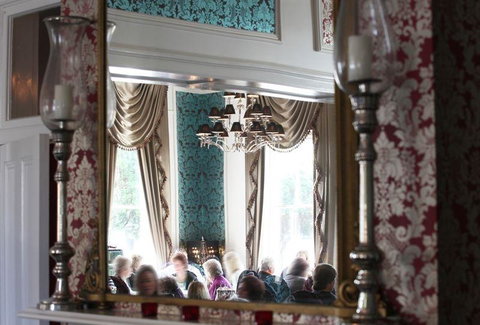 Quorum Restaurant - Restaurant Guide 18