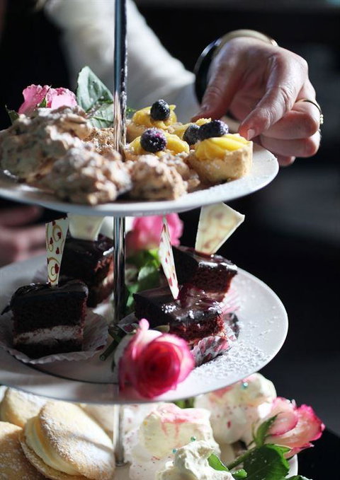 Quorum Restaurant - Restaurant Guide 23