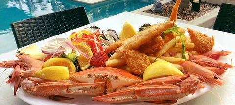 Rockpools Cafe Bar & Function Centre - Restaurant Guide 3