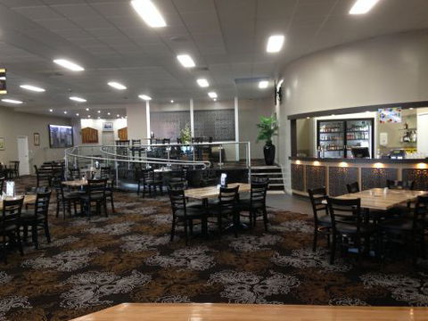 Kingaroy RSL - Restaurant Guide 3