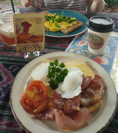 Ebb And Flow Cafe - Restaurant Guide 1