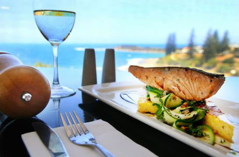 Pacific Hotel - Restaurant Guide 5