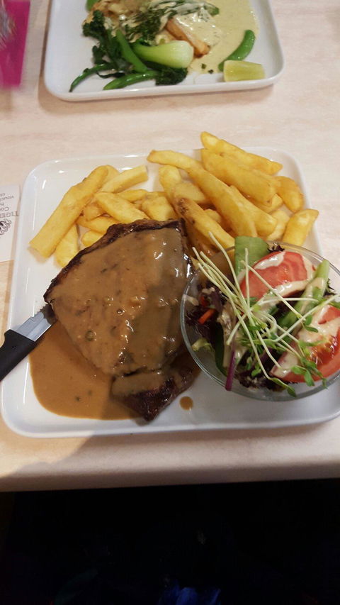 Tigers Leagues Club - Restaurant Guide 2