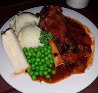 The Hideaway Station Hotel - Restaurant Guide