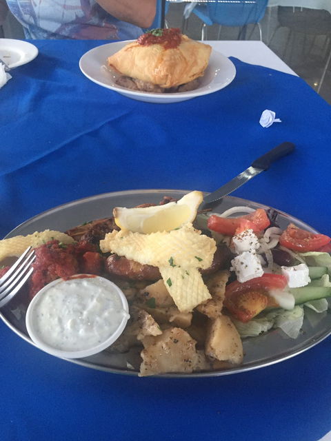 Let’s Do Greek Mackay - Restaurant Guide 1
