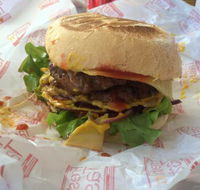 Malibu Burgers - Restaurant Guide
