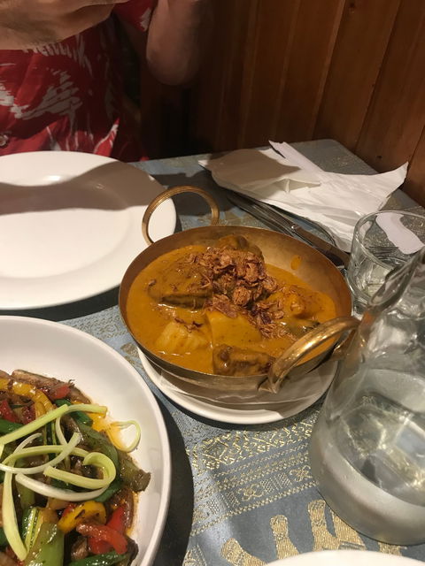 Isa Hotel - Restaurant Guide 6