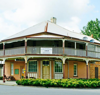 The Victoria Hotel Hinton - Restaurant Guide
