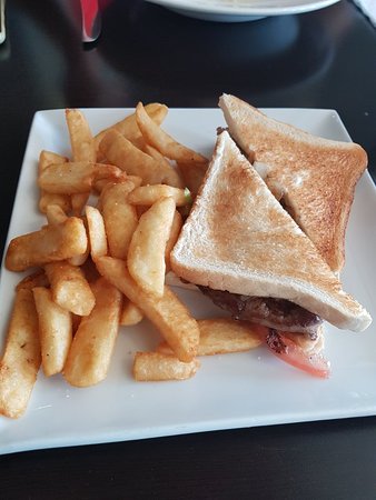 Raymond Terrace Bowling Club - Restaurant Guide 5