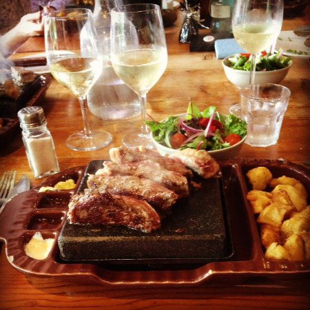 Stones At Dicky’s - Restaurant Guide 0
