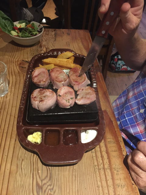 Stones At Dicky’s - Restaurant Guide 2