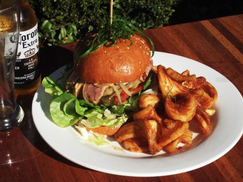 The Bunker Bar & Bistro - Restaurant Guide 3
