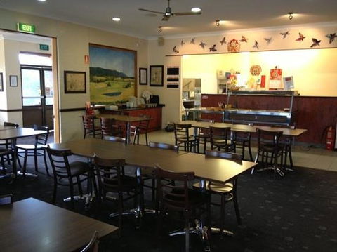 Bushland Tavern Chinese Restaurant - Restaurant Guide 0