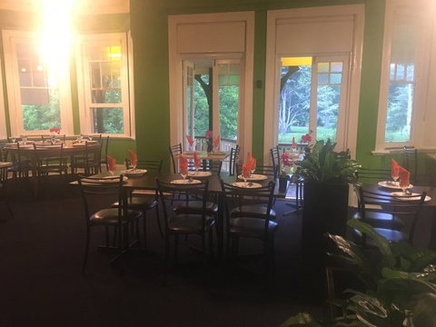 Yim Thai Gloucester - Restaurant Guide 2