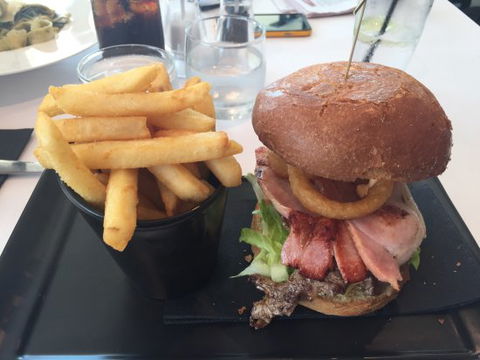 Marque Bar & Grill - Restaurant Guide 1