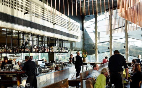 V Series - Restaurant Guide 15