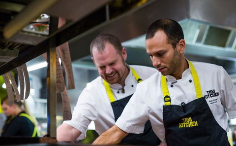 V Series - Restaurant Guide 4