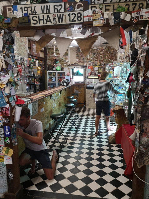 Barrow Creek Restaurant - Restaurant Guide 1