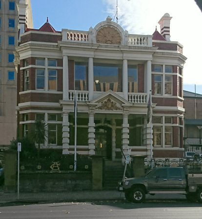 Athenaeum Club - Restaurant Guide 0