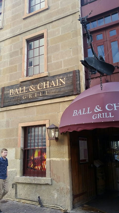 Ball And Chain Grill - Restaurant Guide 10