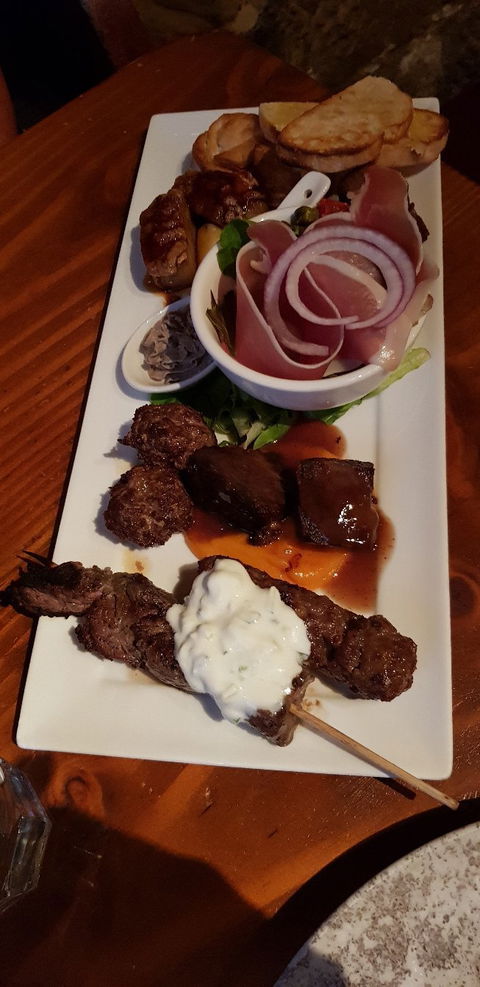 Ball And Chain Grill - Restaurant Guide 6