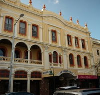 Brisbane Hotel - Restaurant Guide