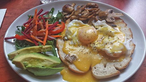 Cafe Cavell - Restaurant Guide 0