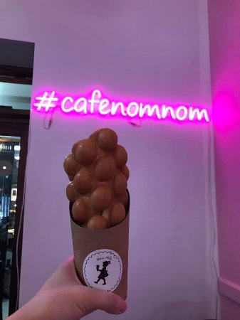 Cafe Nom Nom - Restaurant Guide 0