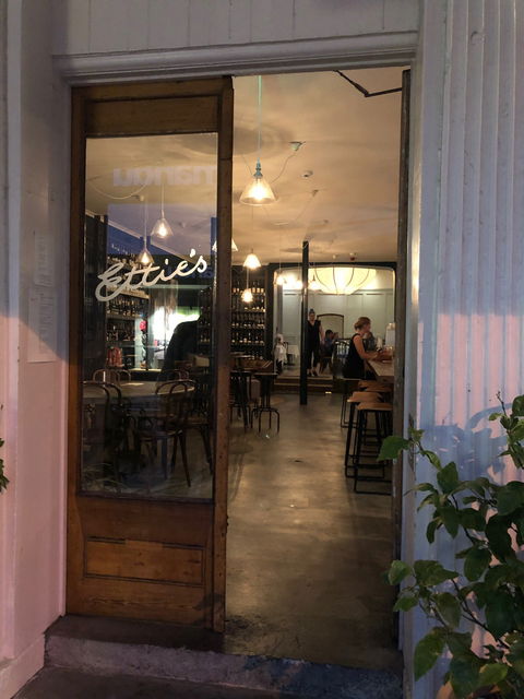 Etties - Restaurant Guide 1