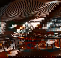Evolve Spirits Bar - Restaurant Guide