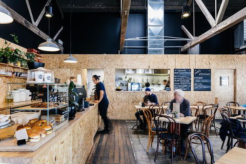 Hamlet Cafe - Restaurant Guide 0