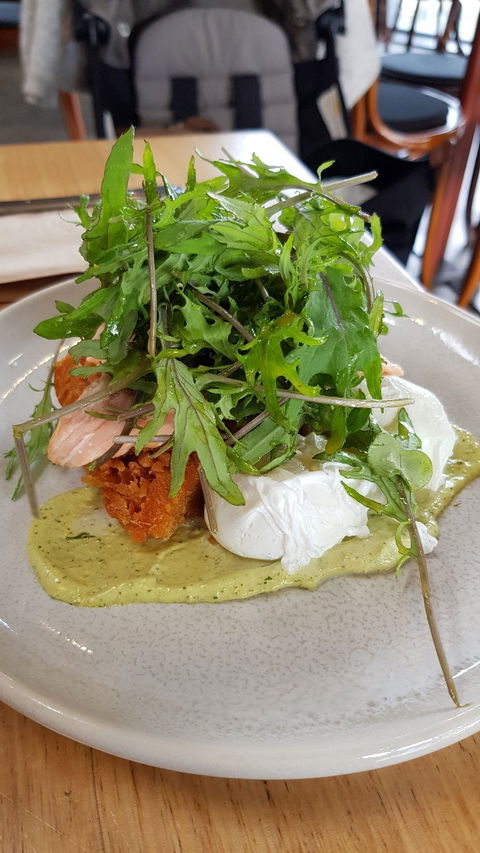 Hamlet Cafe - Restaurant Guide 6