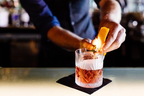 IXL Long Bar - Restaurant Guide 0