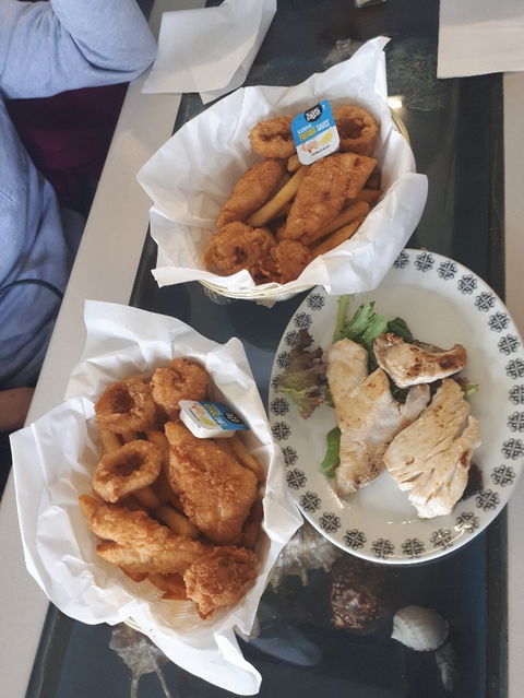Mako Seafood & Takeaway - Restaurant Guide 4