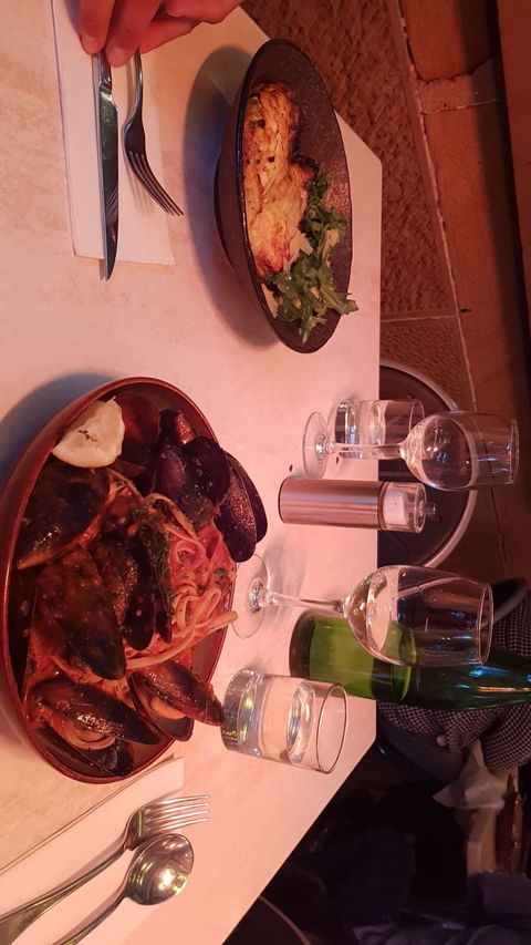 Maldini Cafe Restaurant - Restaurant Guide 9