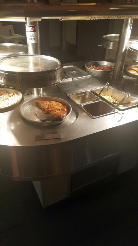 Pizza Hut - Restaurant Guide 3
