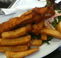 Queens Head Cafe Bar - Restaurant Guide