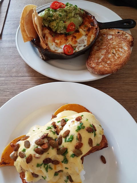 Room For A Pony - Restaurant Guide 4
