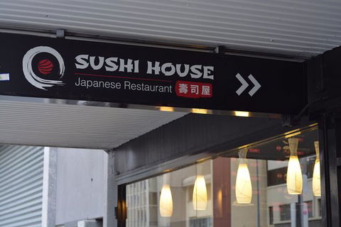 Sushi House - Restaurant Guide 0