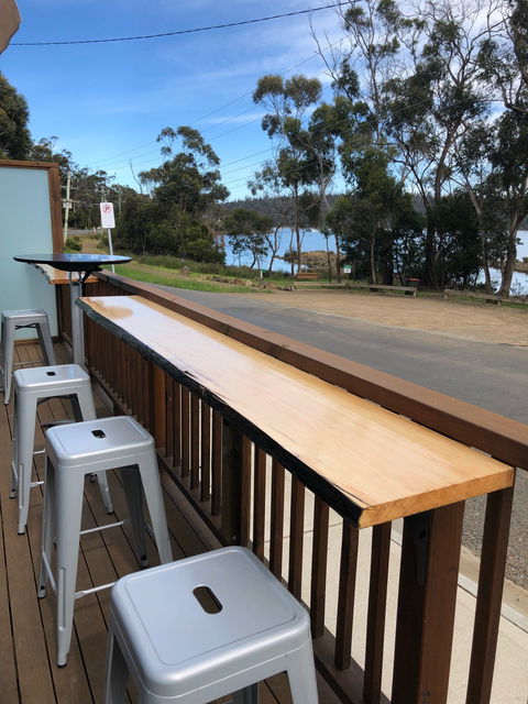 Murdunna Roadhouse - Restaurant Guide 2