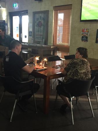 Nowergup ACT Restaurant Guide