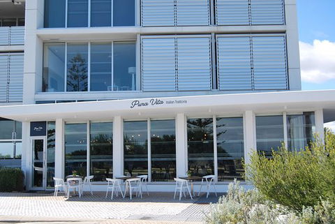 Pura Vita - Restaurant Guide 0