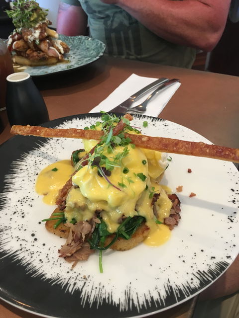 Flics Kitchen - Restaurant Guide 2