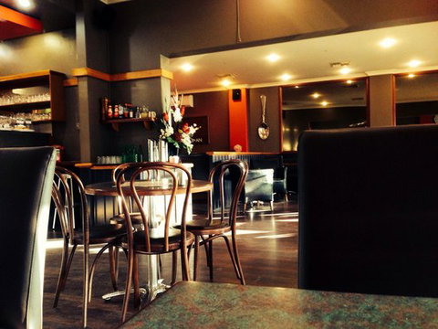 Cafe Bean - Restaurant Guide 0