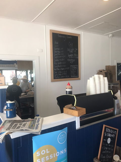 Emu Point Cafe - Restaurant Guide 2