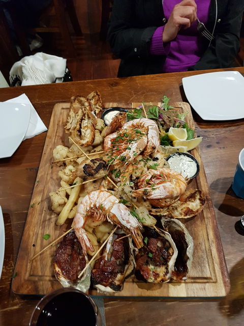 Dwellingup Hotel - Restaurant Guide 3