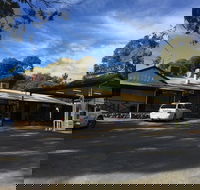 Riverside Roadhouse - Restaurant Guide